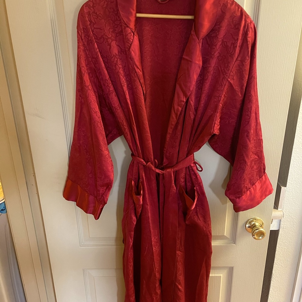 Victoria Secret Red Satin Robe M